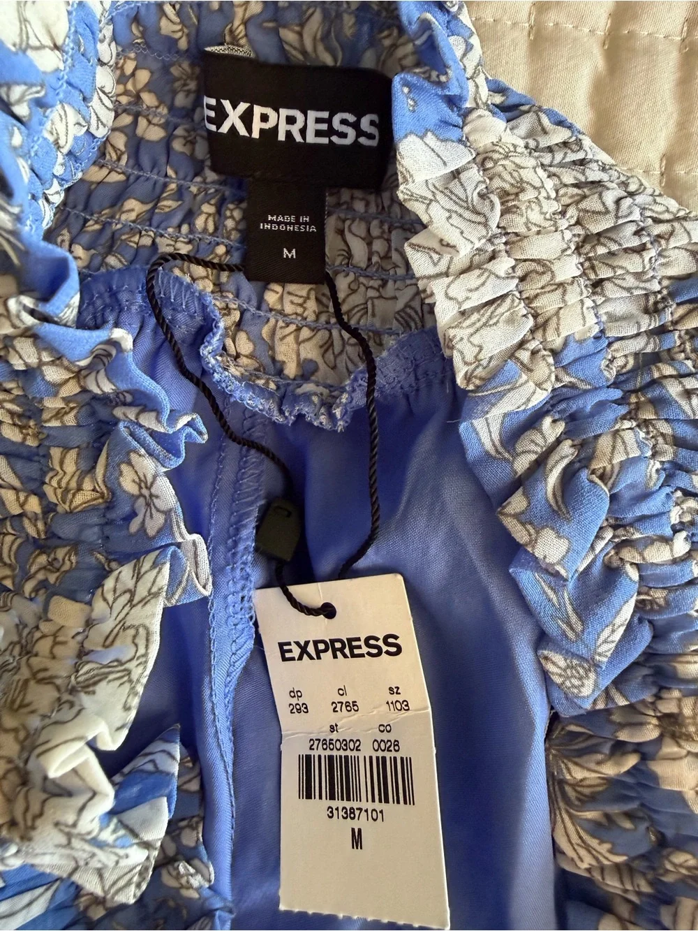 Express Blue White Smocked Floral Tiered Mini Skirt NWT Size Medium Feminine